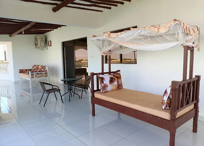 Villa Becky - Diani Beach
