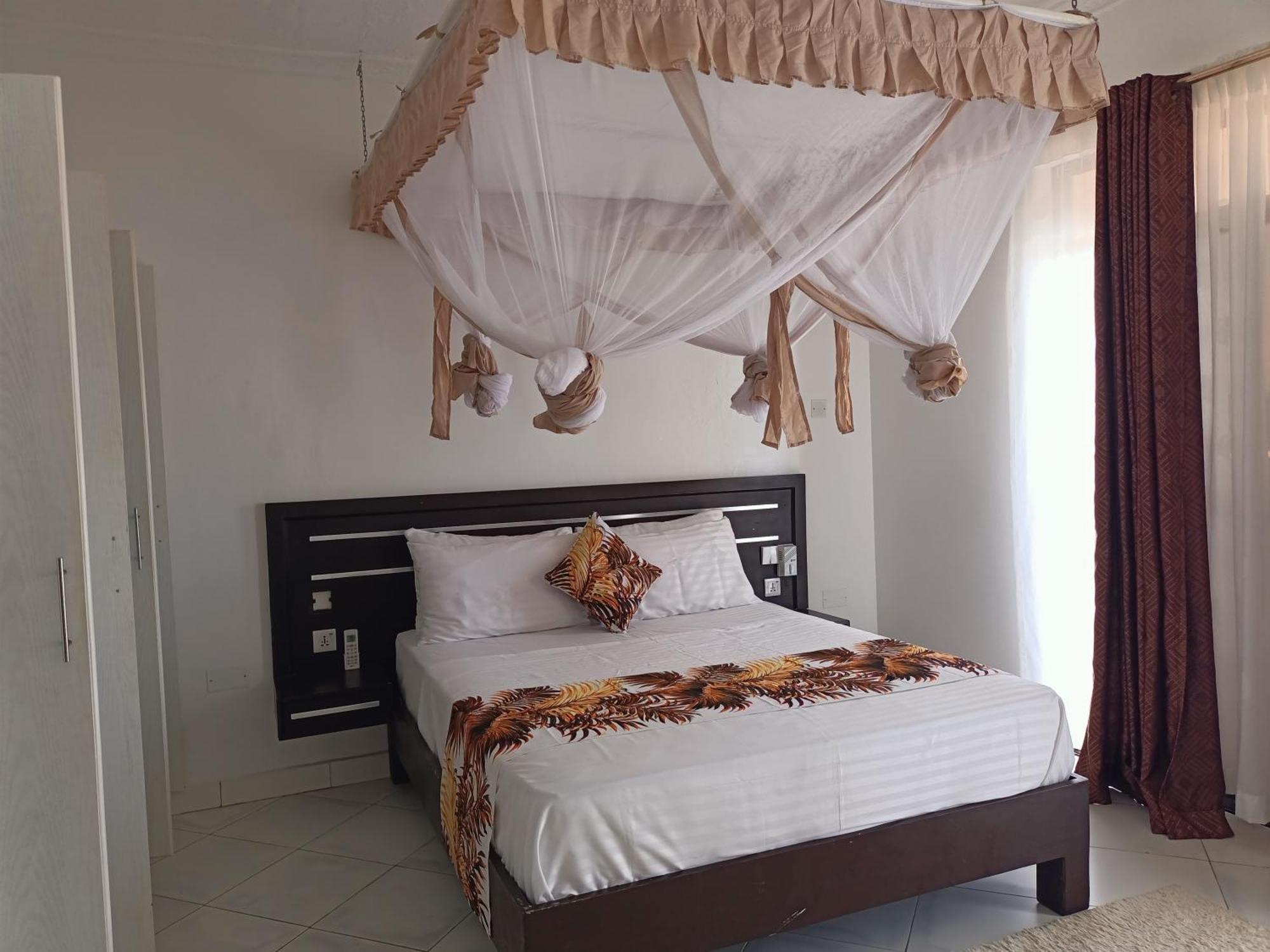 Apartment Becky - Diani Diani Beach